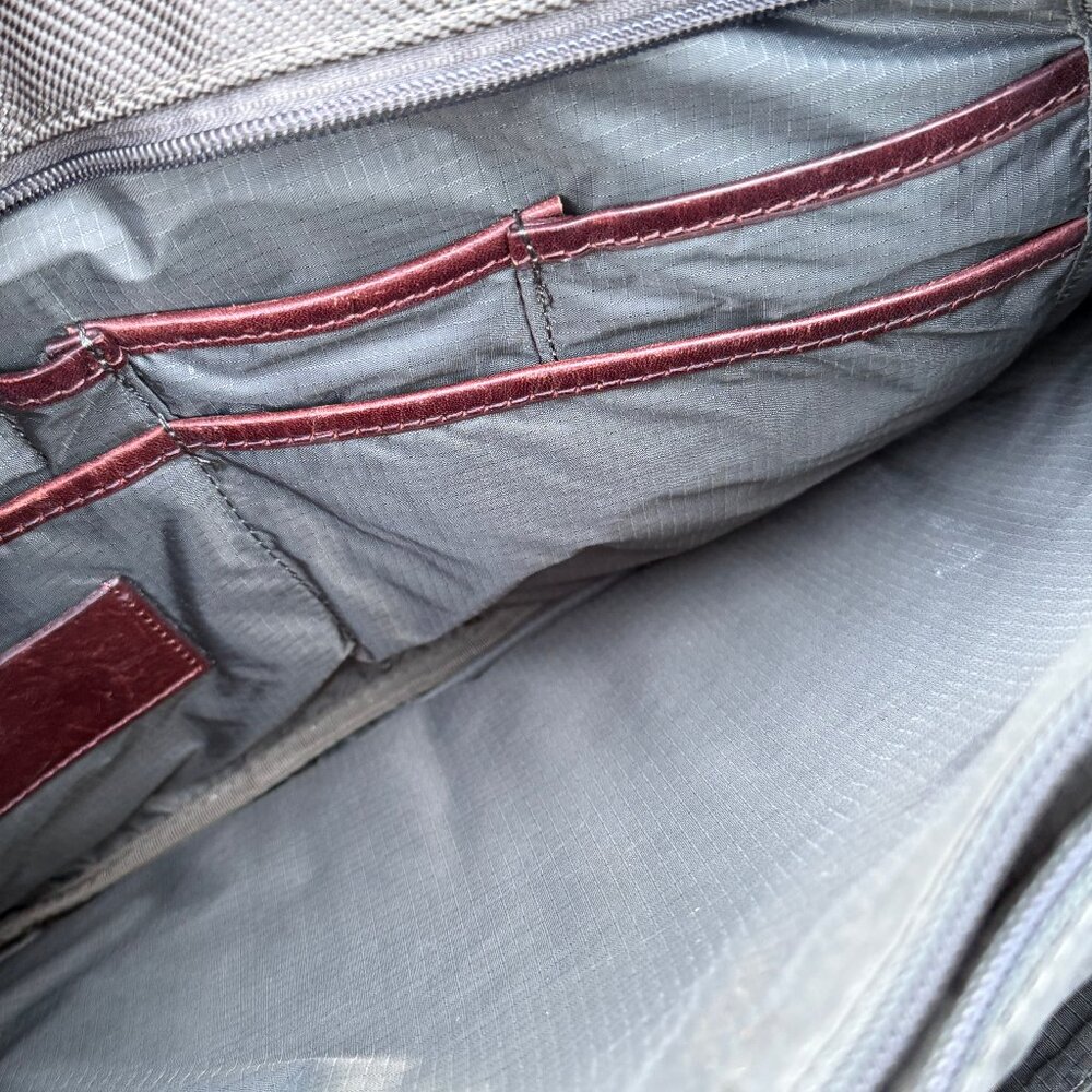 Filson Carry-On Tote Briefcase Laptop Work Bag - Picture 10 of 16